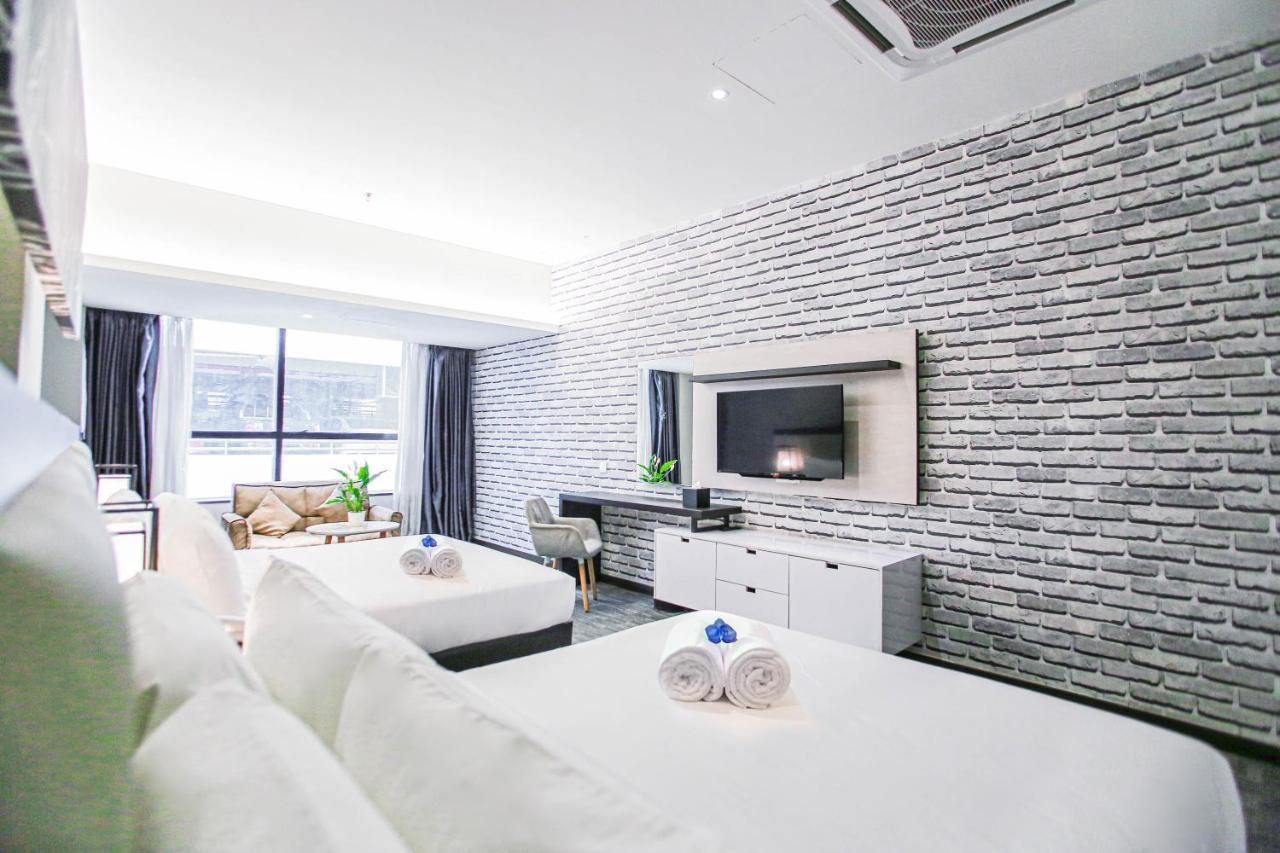 Fives Hotel Dnp ยะโฮร์บาห์รู ภายนอก รูปภาพ