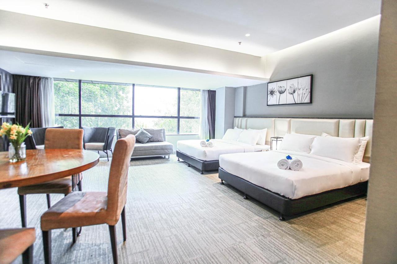Fives Hotel Dnp ยะโฮร์บาห์รู ภายนอก รูปภาพ