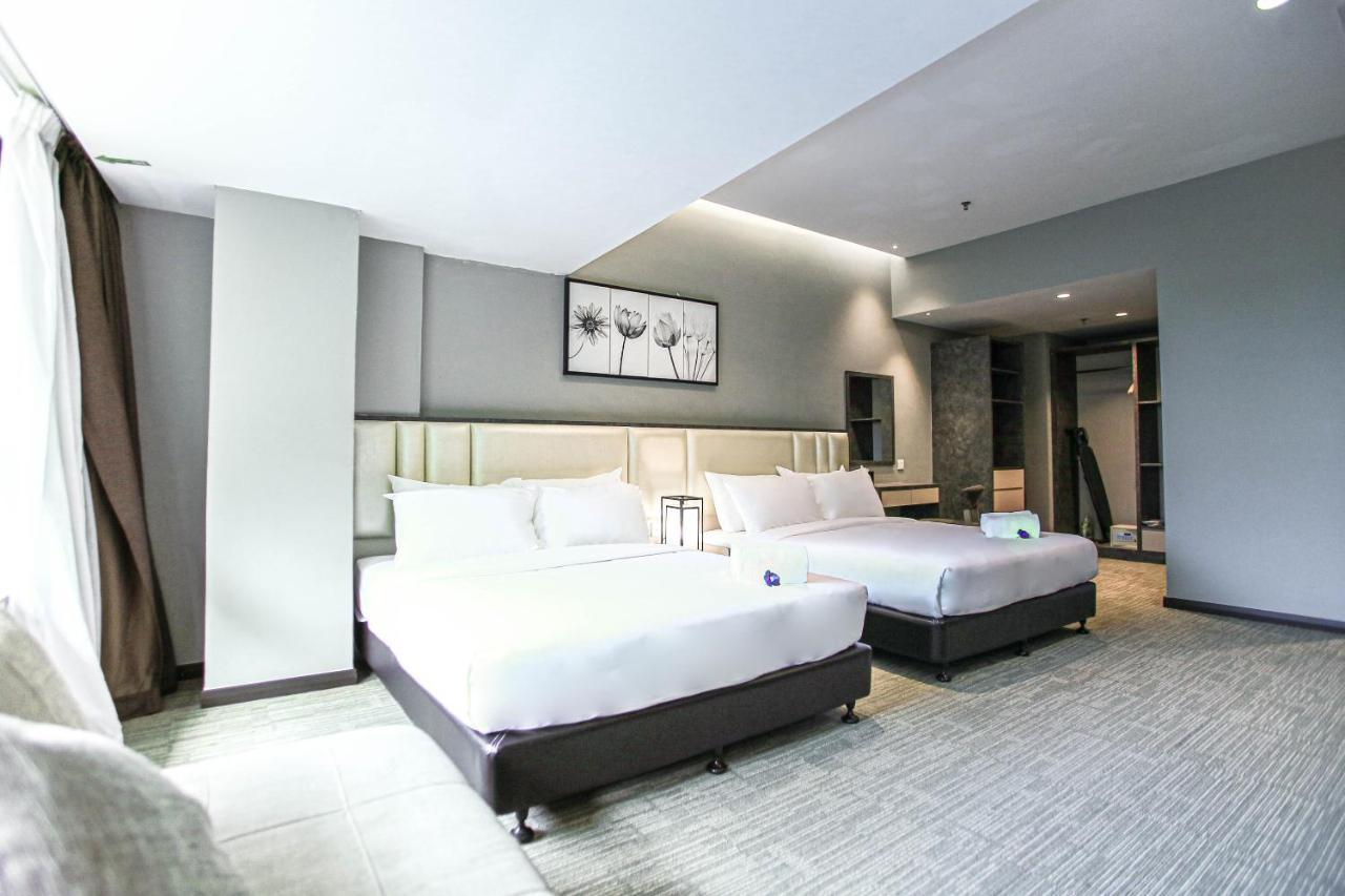 Fives Hotel Dnp ยะโฮร์บาห์รู ภายนอก รูปภาพ