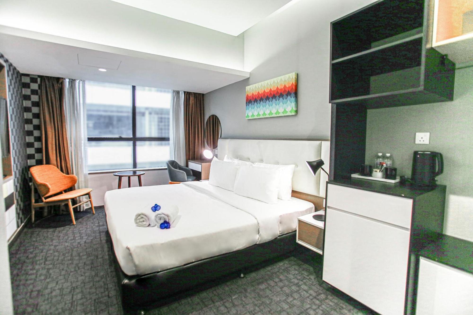 Fives Hotel Dnp ยะโฮร์บาห์รู ภายนอก รูปภาพ